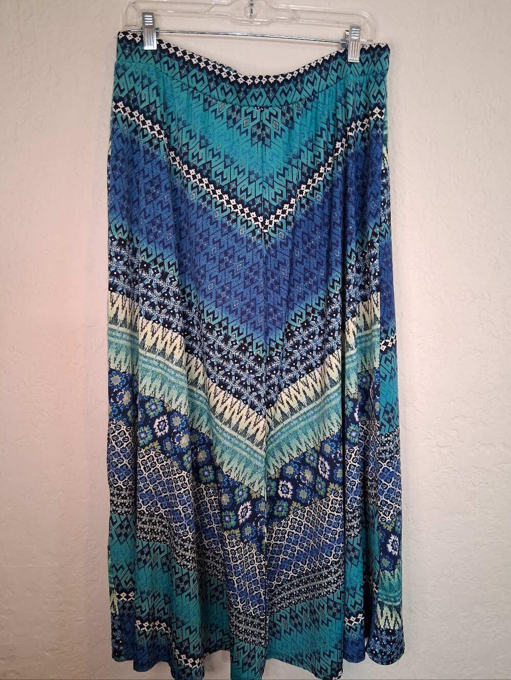 Kim Rogers Blue and Teal Geo-Print Maxi Skirt With Slit Size Large